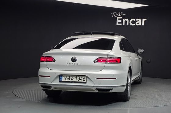 Volkswagen Arteon 2.0 TDI Prestige — пробег 66 705 км — фото 4 из 5