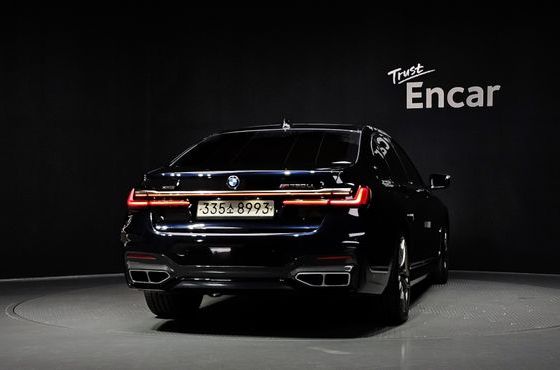 BMW 7-Series M760Li xDrive — пробег 158 965 км — фото 4 из 5