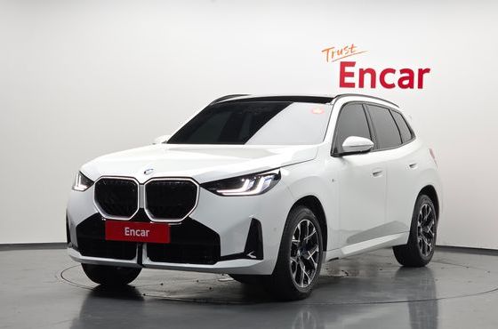 BMW X3 xDrive 20 M Sport — пробег 4 060 км — фото 1 из 5