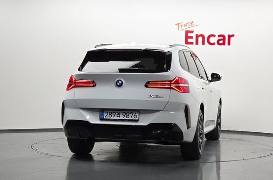 BMW X3 xDrive 20 M Sport — пробег 4 060 км — фото 4 из 5