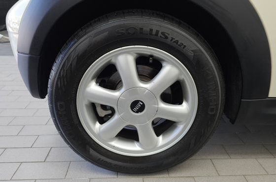Mini Cooper SE — пробег 86 569 км — фото 5 из 5