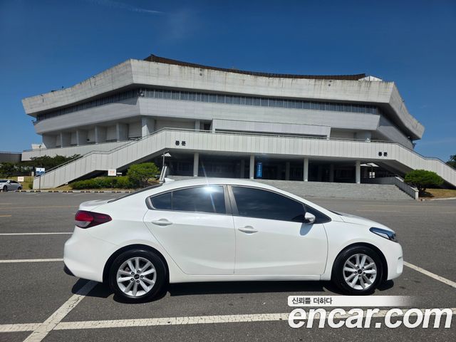 Kia K3 из Кореи Encar