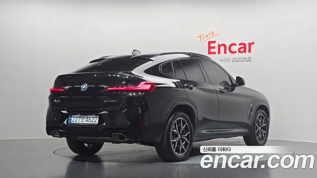 BMW X4 xDrive20i M Sport — пробег 23 964 км — фото 2 из 5