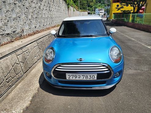 Mini Cooper 5Door Standard 3rd — пробег 148 835 км — фото 2 из 5