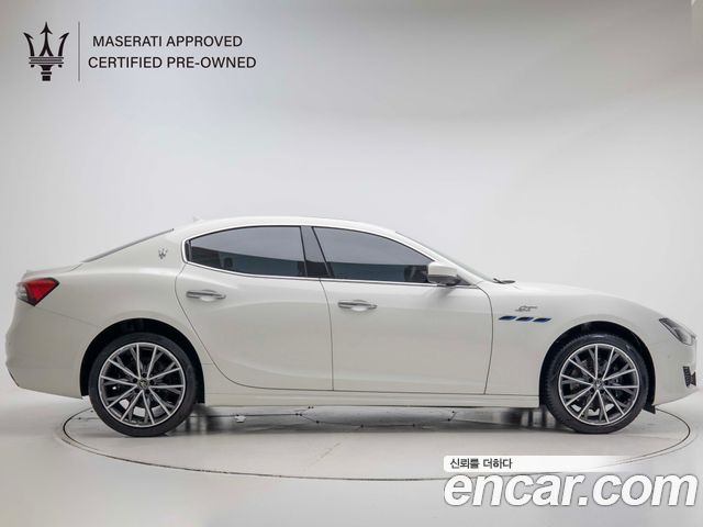 Maserati Ghibli из Кореи Encar