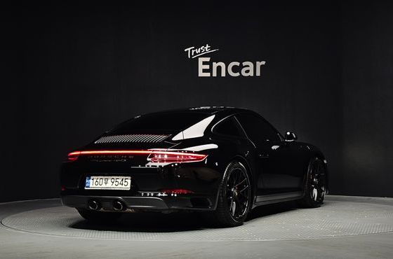 Porsche 911 Carrera 4 GTS 991 — пробег 63 648 км — фото 2 из 5