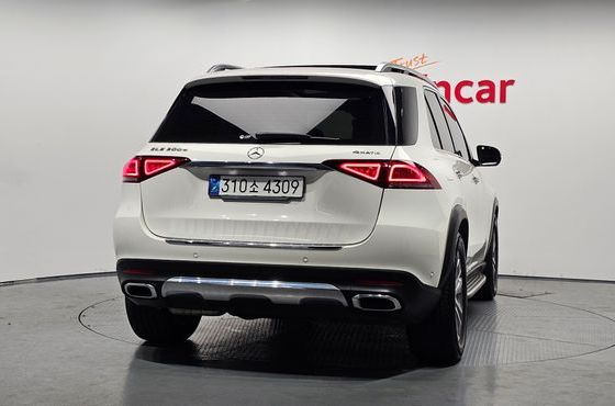 Mercedes-Benz GLE-Class GLE300d 4MATIC — пробег 31 498 км — фото 4 из 5