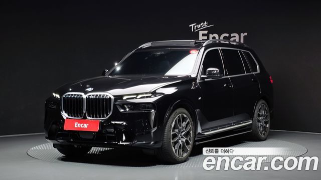 BMW X7 xDrive 40i M Sport 6STR — пробег 26 826 км — фото 1 из 5