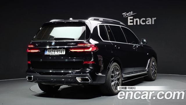 BMW X7 xDrive 40i M Sport 6STR — пробег 26 826 км — фото 2 из 5