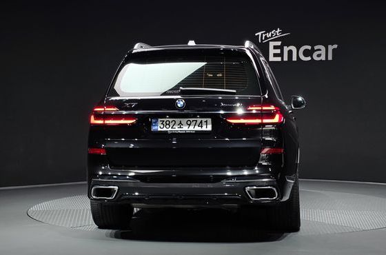 BMW X7 xDrive 40i M Sport 6STR — пробег 26 826 км — фото 4 из 5