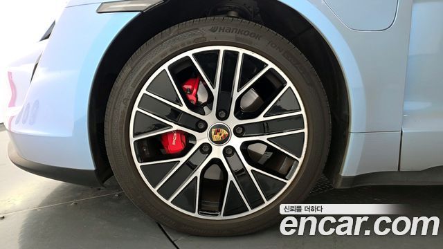 Porsche Taycan из Кореи Encar