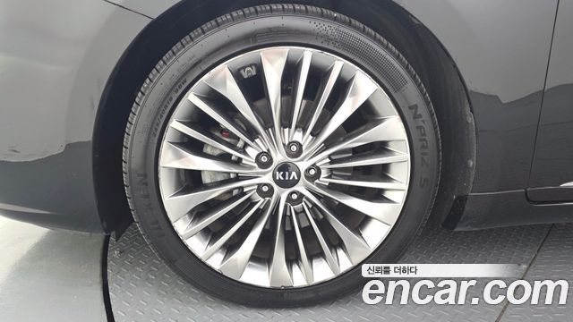 Kia K7 из Кореи Encar