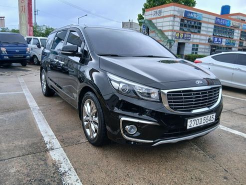 Kia Carnival 9-seater Prestige — пробег 208 478 км — фото 1 из 5