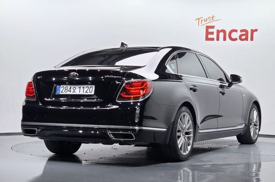 Kia K9 3.8 GDI AWD PlatinumⅡ — пробег 84 402 км — фото 2 из 5