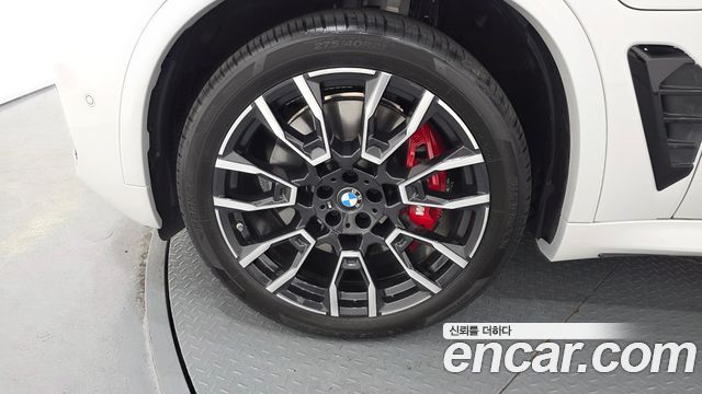 BMW X5 xDrive 50e M Sport — пробег 11 770 км — фото 5 из 5