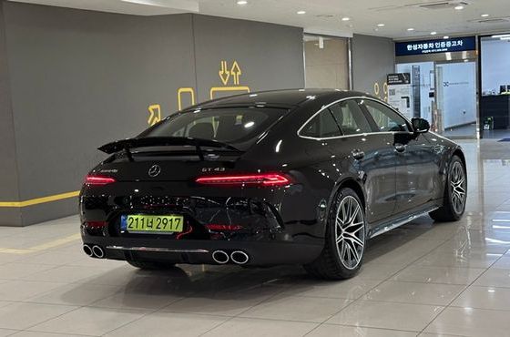 Mercedes-Benz AMG GT 4Door 43 4MATIC+ — пробег 20 км — фото 3 из 5