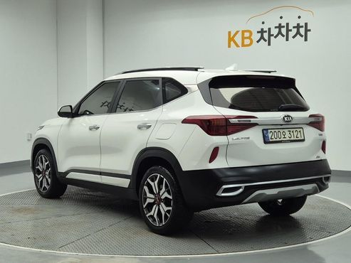 Kia Seltos Gasoline 1.6 Turbo 4WD Signature — пробег 131 000 км — фото 2 из 5
