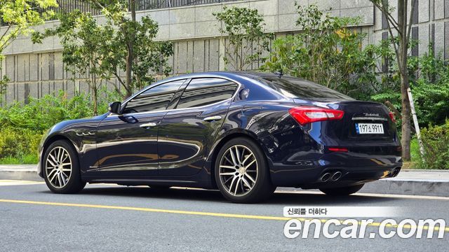Maserati Ghibli из Кореи Encar