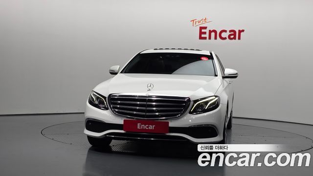 Mercedes-Benz E-Class из Кореи Encar