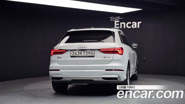 Audi Q3 35 TDI Premium — пробег 74 325 км — фото 4 из 5