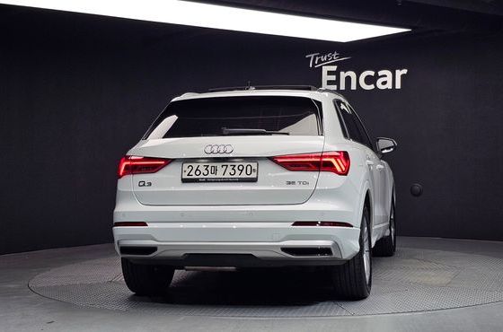 Audi Q3 35 TDI Premium — пробег 74 325 км — фото 4 из 5