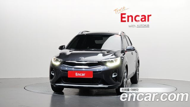 Kia Stonic из Кореи Encar