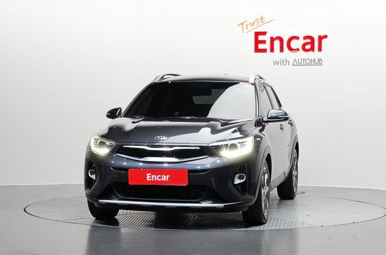 Kia Stonic Diesel 1.6 Prestige — пробег 118 387 км — фото 3 из 5