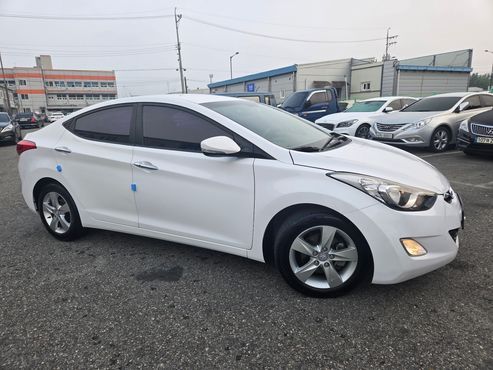 Hyundai AVANTE M16 GDI Avenue — пробег 136 000 км — фото 2 из 5