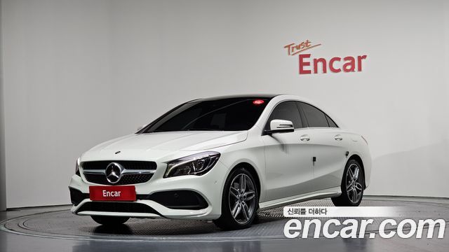 Mercedes-Benz CLA-Class CLA220 AMG Line — пробег 30 504 км — фото 1 из 5