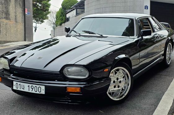 Jaguar XJR 6.0 — пробег 95 000 км — фото 1 из 5