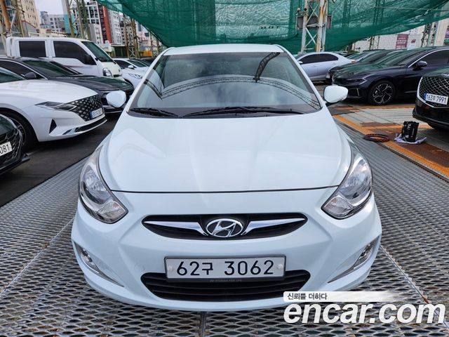 Hyundai Accent 1.6 GDI Blue Saver — пробег 176 079 км — фото 2 из 5