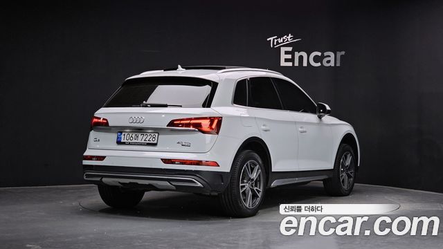 Audi Q5 40 TDI Quattro — пробег 33 605 км — фото 2 из 5