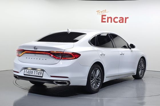 Hyundai Grandeur 2.4 Premium — пробег 99 874 км — фото 2 из 5