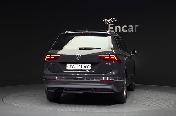 Volkswagen Tiguan 2.0 TDI 4Motion Prestige — пробег 157 729 км — фото 4 из 5