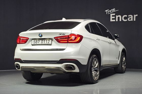 BMW X6 xDrive 40d — пробег 277 576 км — фото 2 из 5