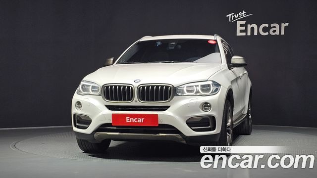 BMW X6 xDrive 40d — пробег 277 576 км — фото 3 из 5