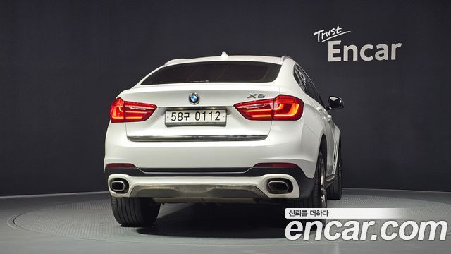BMW X6 xDrive 40d — пробег 277 576 км — фото 4 из 5