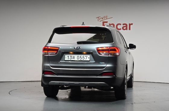 Kia Sorento Diesel 2.0 2WD Prestige — пробег 91 135 км — фото 4 из 5