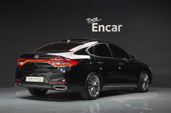 Hyundai Grandeur 2.2 Diesel Premium Special — пробег 142 753 км — фото 2 из 5