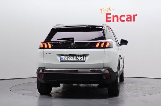 Peugeot 3008 1.2 Pure Tech Allure — пробег 18 565 км — фото 4 из 5