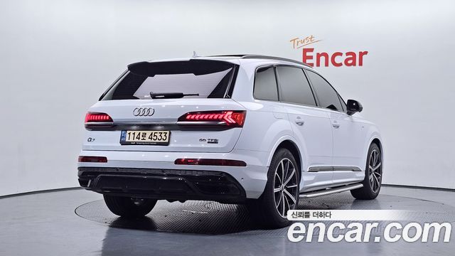 Audi Q7 55 TFSI Quattro Premium — пробег 152 866 км — фото 2 из 5