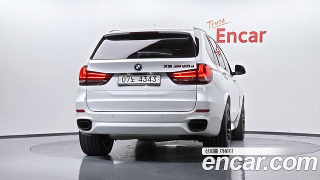 BMW X5 xDrive M50d — пробег 167 878 км — фото 4 из 5