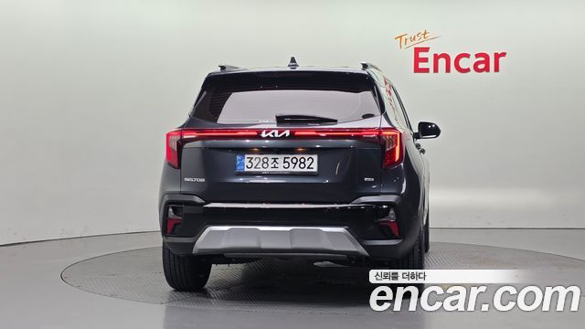 Kia Seltos из Кореи Encar