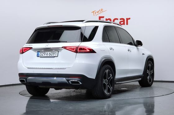 Mercedes-Benz GLE-Class GLE350e 4MATIC — пробег 105 552 км — фото 2 из 5