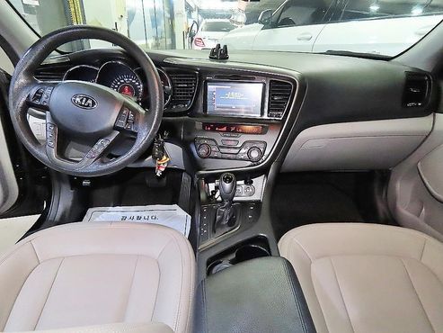 Kia K5 2.0 Smart Special — пробег 251 811 км — фото 2 из 5