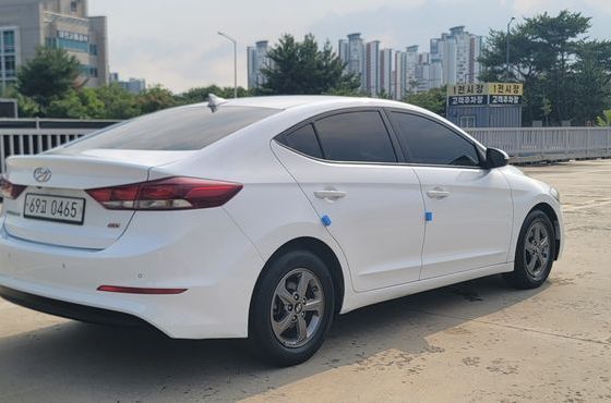 Hyundai AVANTE 1.6 GDI Style — пробег 93 801 км — фото 5 из 5