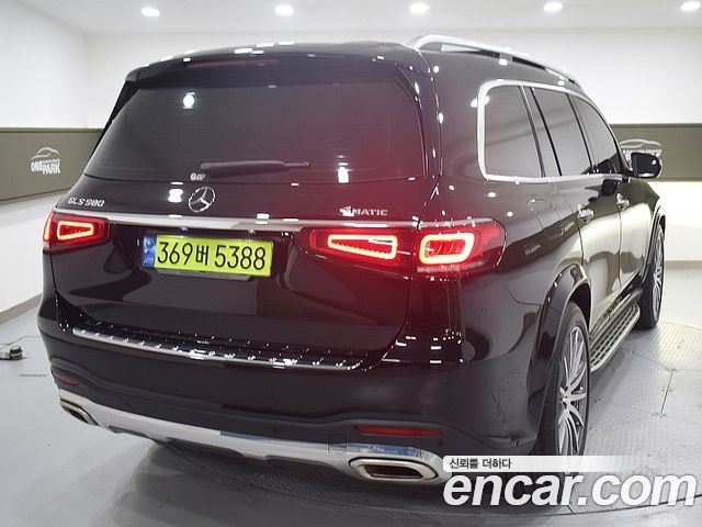 Mercedes-Benz GLS-Class GLS580 4MATIC — пробег 74 131 км — фото 3 из 5