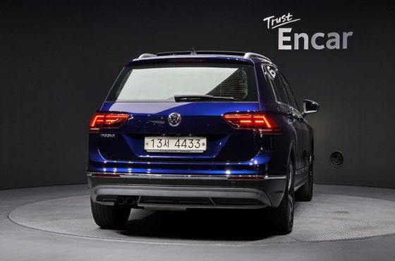 Volkswagen Tiguan 2.0 TDI Prestige — пробег 96 908 км — фото 4 из 5