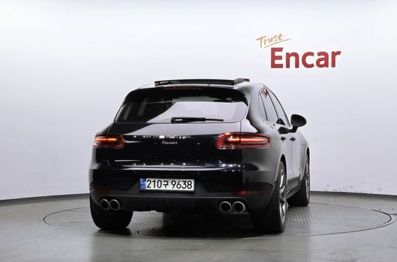 Porsche Macan 3.0 S Diesel 95B — пробег 138 809 км — фото 4 из 5
