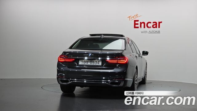 BMW 7-Series 740Li xDrive — пробег 129 659 км — фото 4 из 5